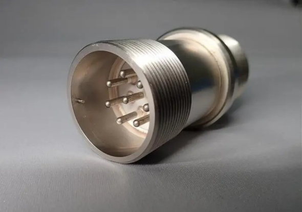 MS-8引脚端子最大兼容110A；尺寸：Ø41mm外径（金属外壳）x 72.5mm长度